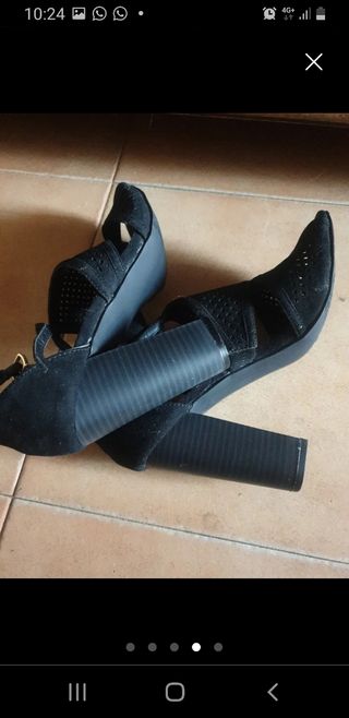 Sandalias negras fiesta tacón
