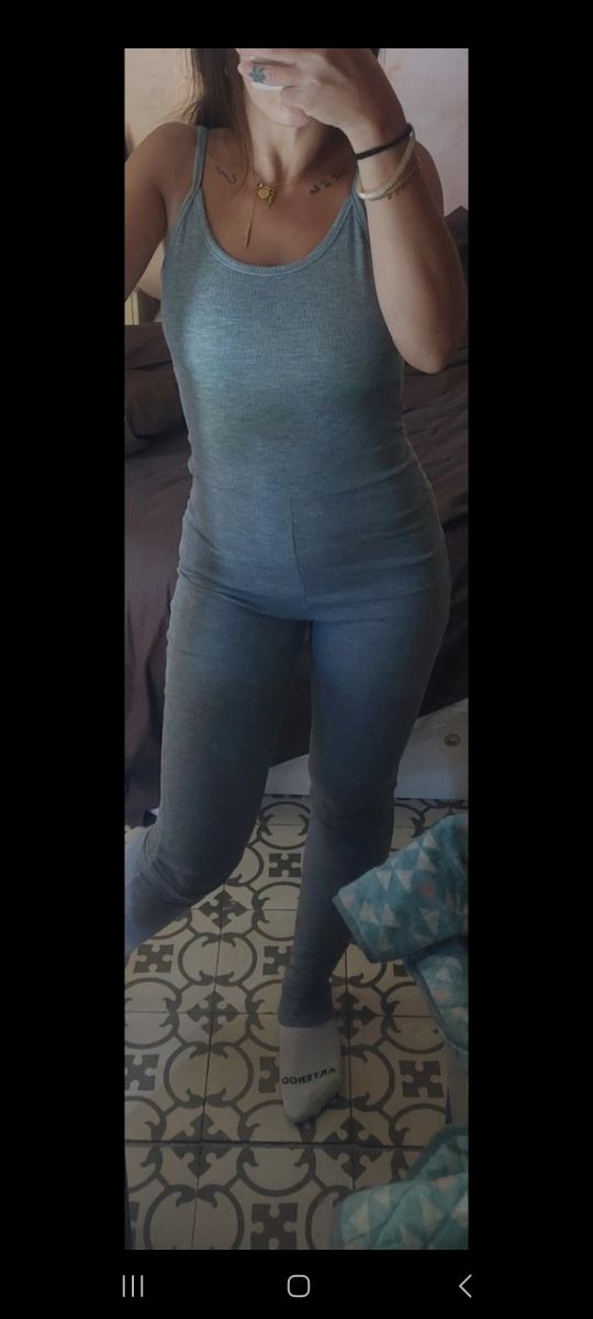 Mono largo gris mujer de tirantes