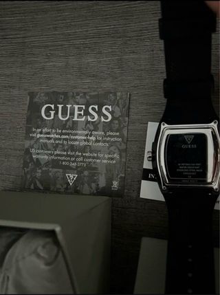 Reloj Guess Phoenix negro