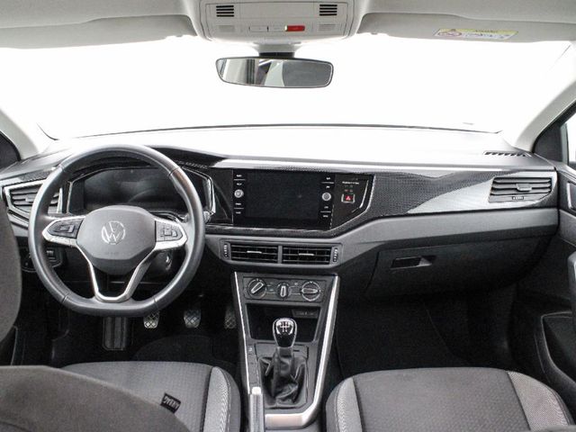 VOLKSWAGEN POLO 1.0 TSI 70KW MAS 95 5P