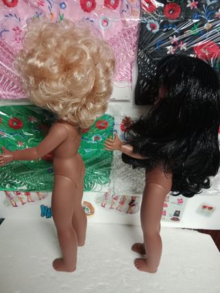 2 Muñecas,de colección Nancy clásica,nueva.