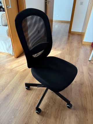 Silla oficina IKEA FLINTAN negra