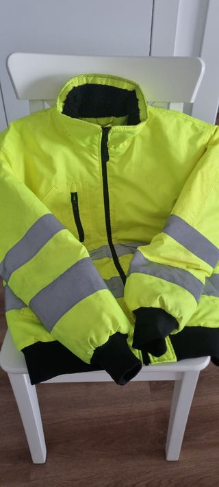 Chaqueta amarilla nieve moto pesca