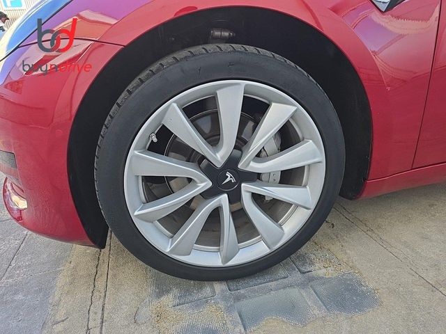 Tesla Model 3 Estándar Plus RWD
