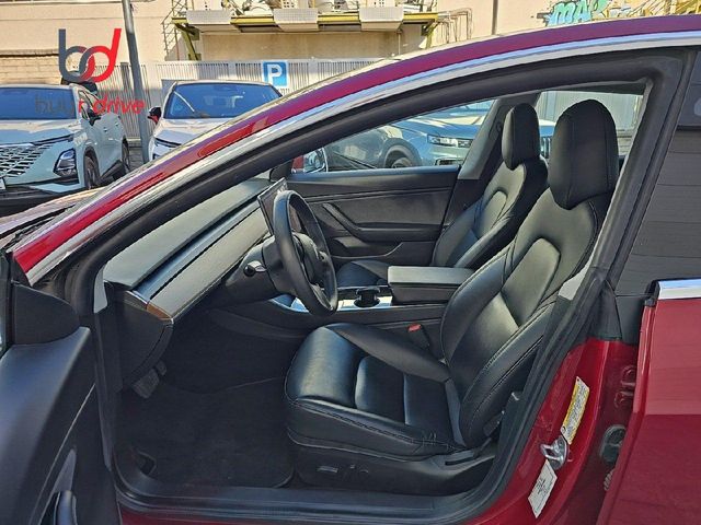 Tesla Model 3 Estándar Plus RWD