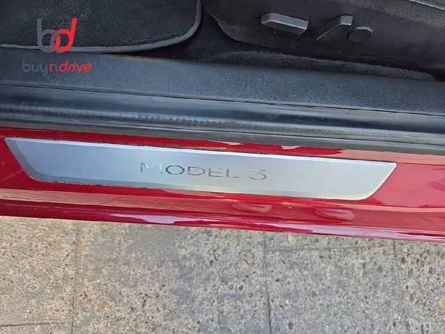 Tesla Model 3 Estándar Plus RWD