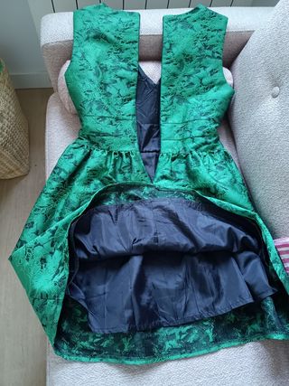 Vestido fiesta verde corto.