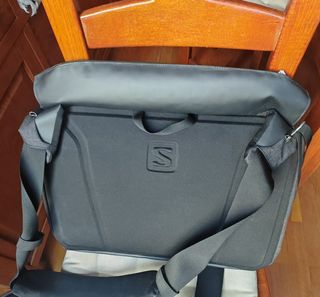 Bolso Salomon para llevar oradenador portátil 