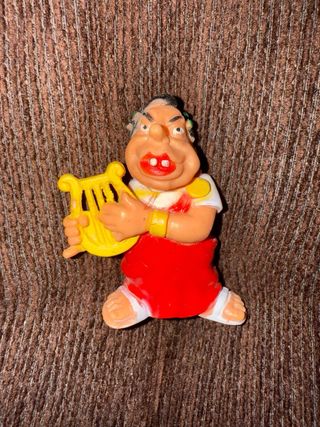 Figura pvc Felioe González Los Monclis