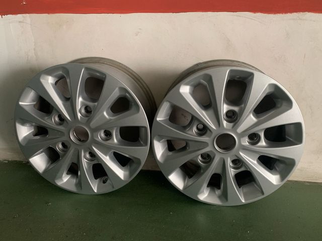 2 Llantas Ford 16" - Aluminio gris Plata