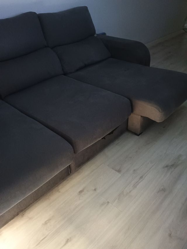 Sofá chaise longue gris (se entrega en 2 semanas)