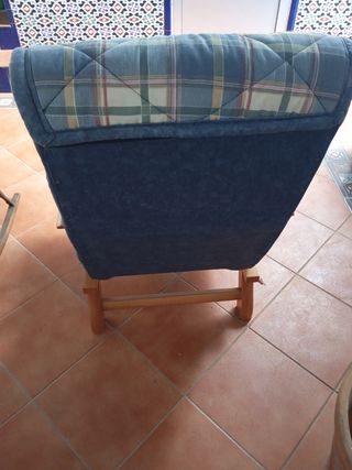 Mecedora madera azul - Cómoda