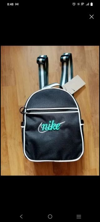 Mochila Nike vintage negra