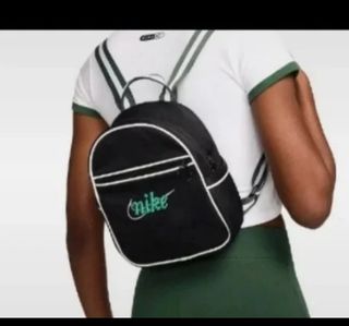 Mochila Nike vintage negra