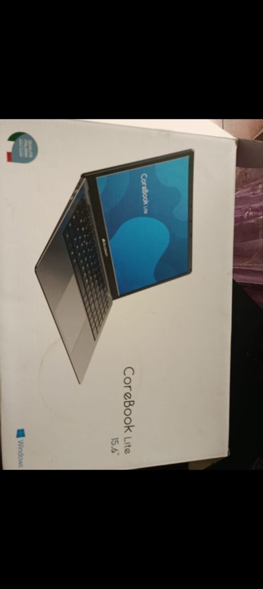  Microtech CoreBook Lite 15.6" Perfetto per studio