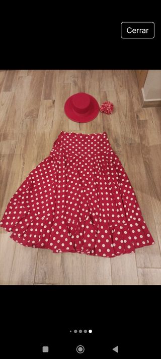 Falda flamenca roja lunares sombrero 