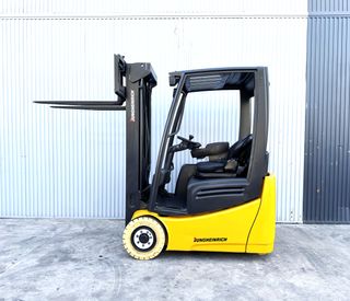 CARRETILLA ELEVADORA ELECTRICA SEGUNDA MANO 1500KG
