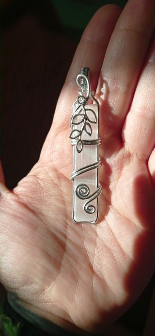 Colgante Selenita natural / No incluye cadena