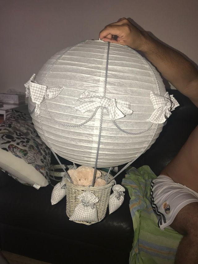 Lampada a globo da Pasito to Pasito