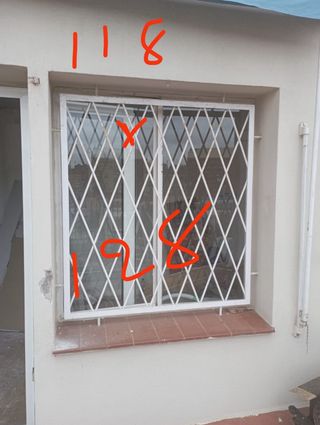 Rejas ventana aluminio 128x128cm