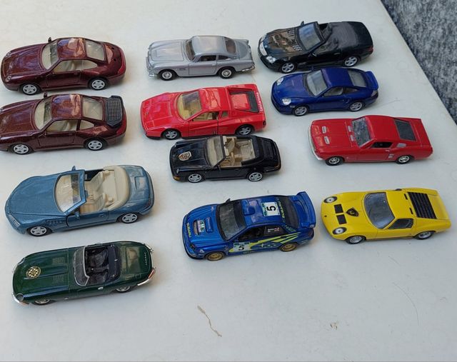 12 Modellini Auto d'epoca