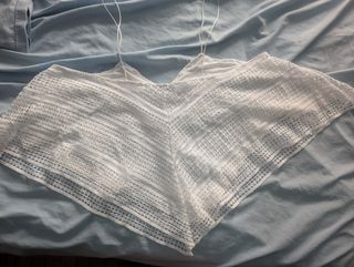 Top blanco de encaje