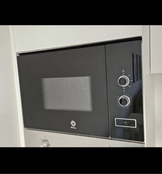 Microondas BALAY 20L - Negro integrable
3CP5002N2