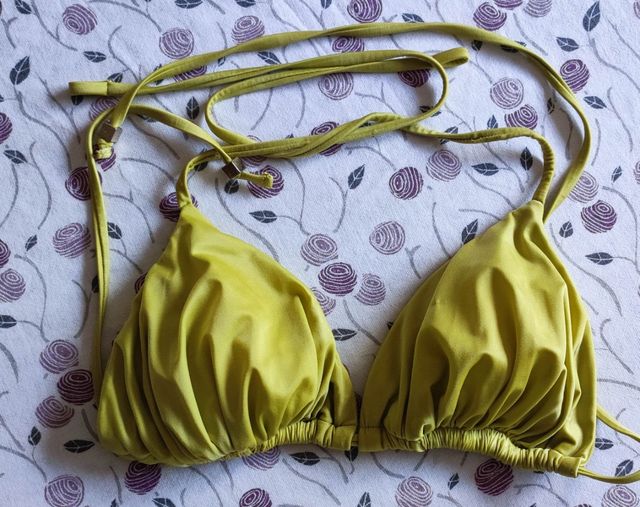 Bikini Triángulo Verde Oliva