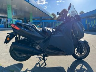 Yamaha XMAX 300 2022 Gris Mate