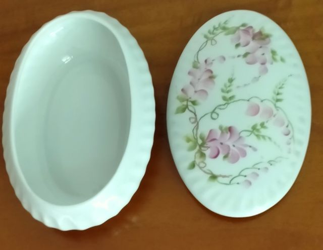 PORTAGIOIE vintage in porcellana rosa e bianca