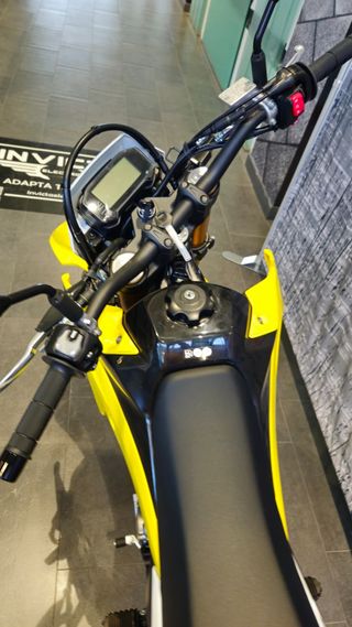 SUZUKI DR-Z4S