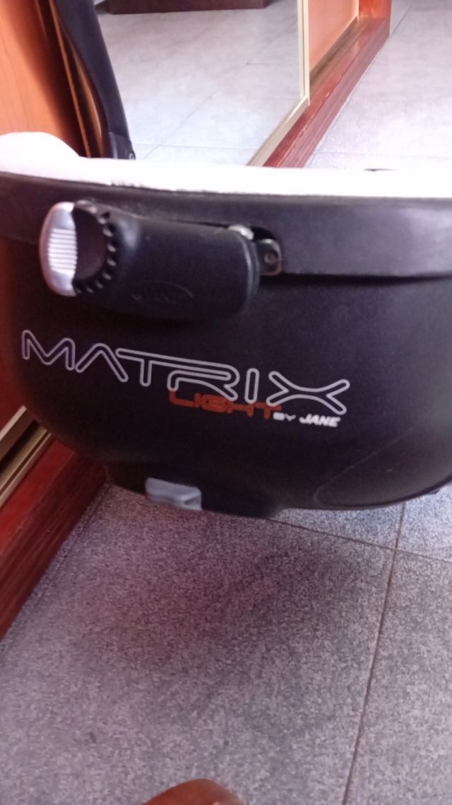 Capazo Jane rojo para bebé