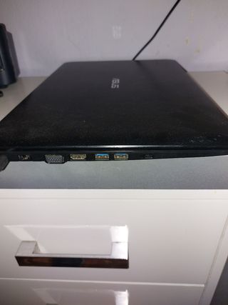Portátil Asus negro