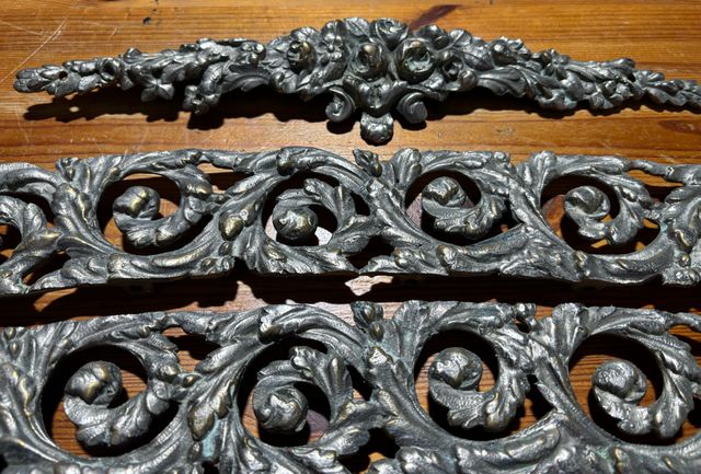 Adornos latón: Guarnición antigua