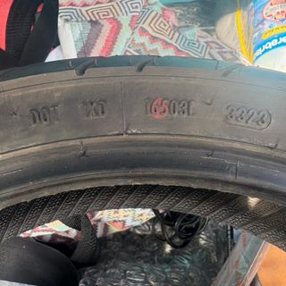 Neumático delantero Yamaha XMAX