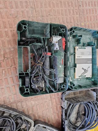 Lijadora Bosch PMF 250 CES + accesorios