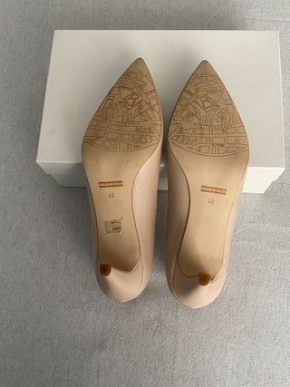 Décolleté beige pelle con tacco n 42