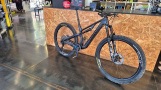 Canyon Neuron CF 9 2023 - Carbono, Talla M