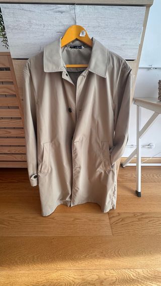 Gabardina beige Zara hombre