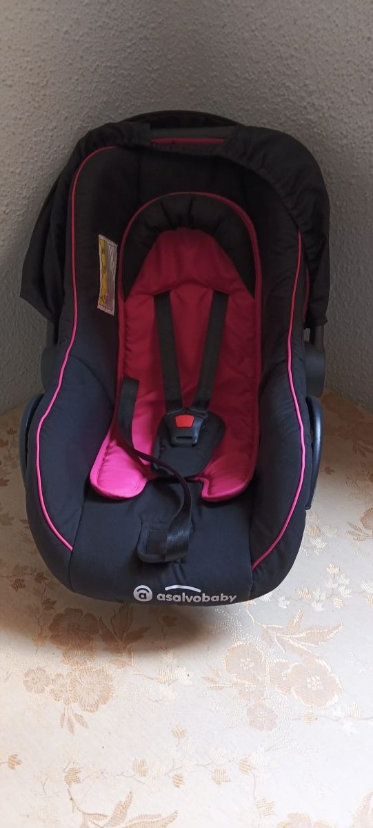 CARRO DE BEBÉ 3 EN 1 COMO NUEVO