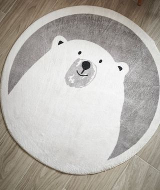 Alfombra infantil oso polar