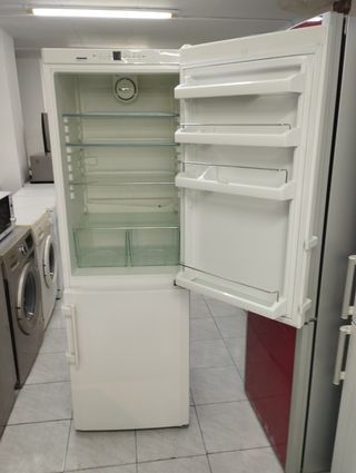 NEVERA MARCA LIEBHERR 
