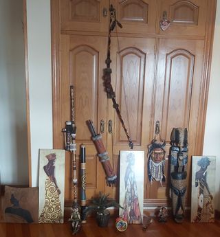 Decoración Indígena: Arco, flautas, etc.