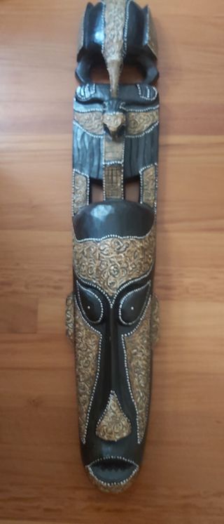 Decoración Indígena: Arco, flautas, etc.