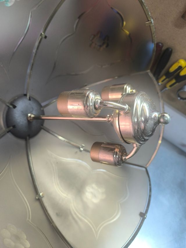 Lampara techo vintage dorada