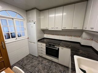 Casa adosada en venta en Sant Andreu de Palomar en Barcelona