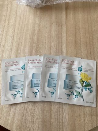 4 Mascarillas Cryo-Flash Clarins