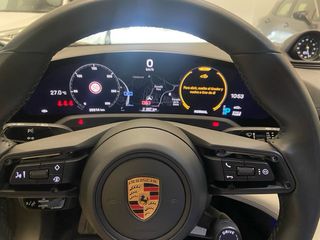 Porsche Taycan  2020