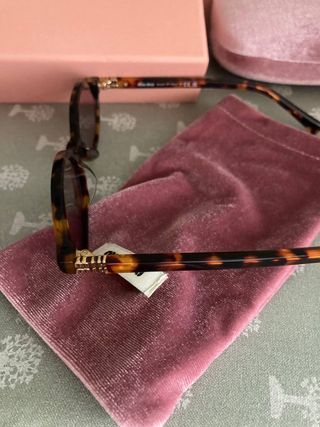 Occhiali da sole miu miu 