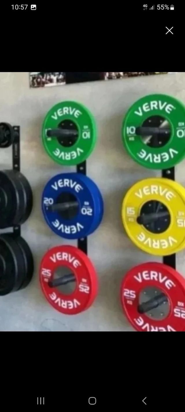 soporte pared  discos olímpicos crosffit bumpers